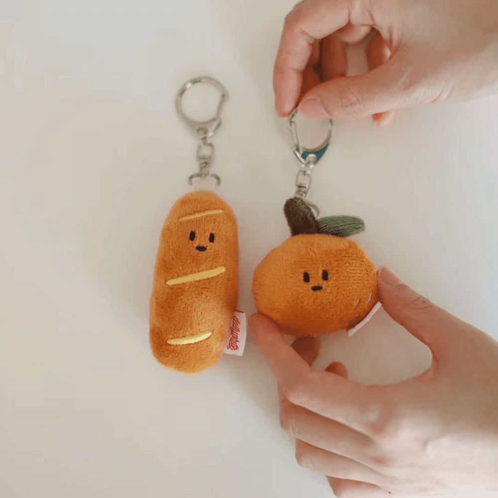 【✨人氣商品✨】7款 迷你版 手工刺繡掛件