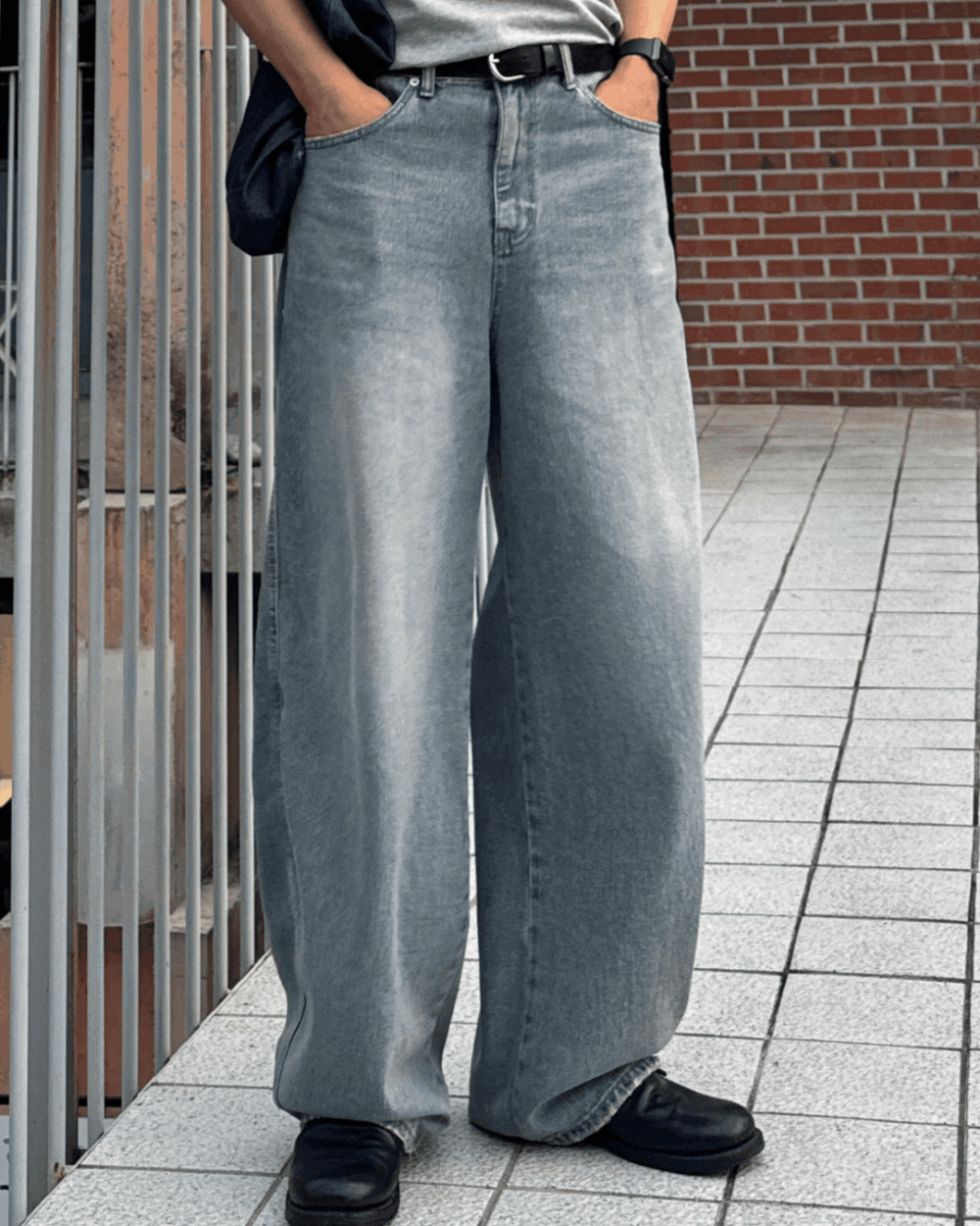 薩特直筒寬鬆牛仔褲 薩特直筒寬鬆牛仔褲/ 2色