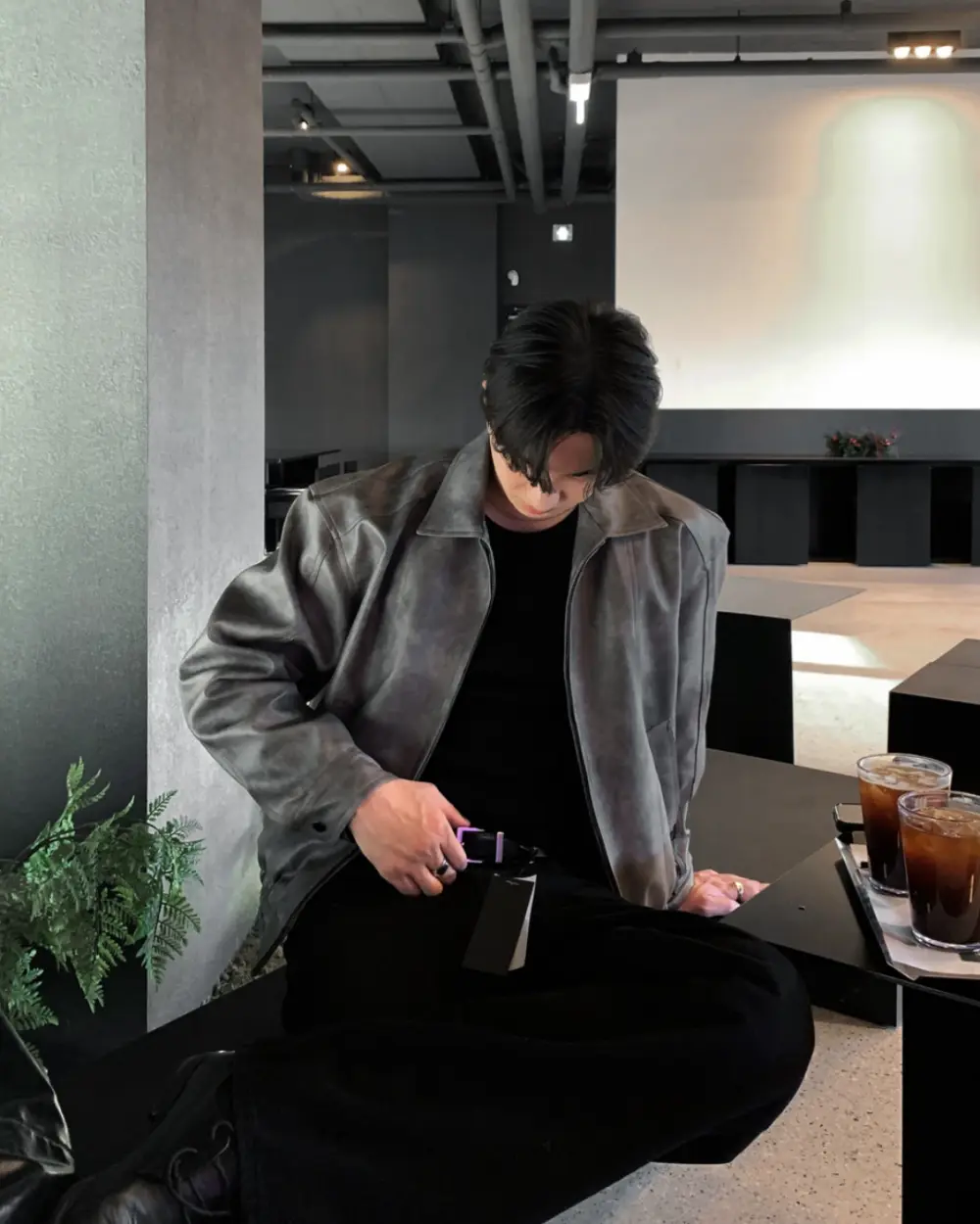 威尼石紋極簡皮革外套/ 2色