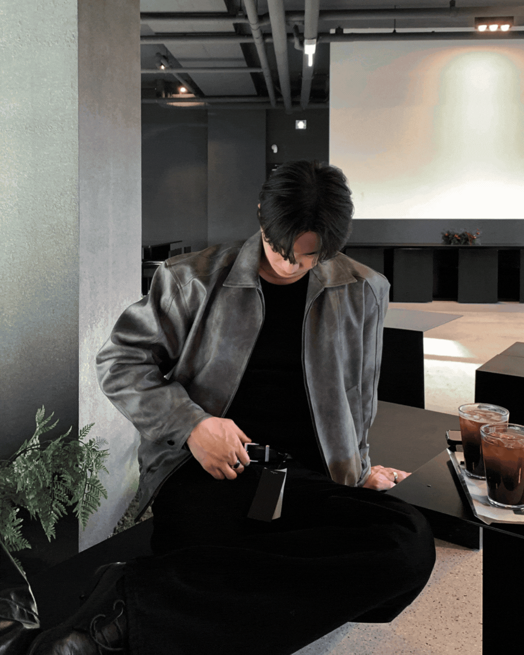 威尼石紋極簡皮革外套/ 2色